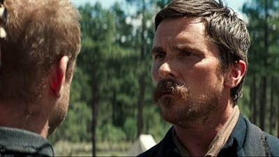 الممثل البريطاني كريستيان بيل يعلن قيامه ببطولة فيلم رعب جديد يصدر على نتفليكس