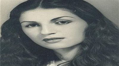 بعد تصدرها مواقع التواصل.. من هي الفنانة المصرية نجوى سالم؟
