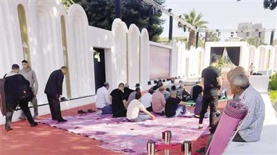 كيف أثارت صورة من داخل دار الأوبرا المصرية جدلًا واسعًا؟.. فماذا انتهت القصة؟! 