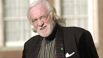  أبناء الممثل الأيرلندي الشهير ريتشارد هاريس يكشفون تفاصيل جديدة عن حياة النجم الراحل