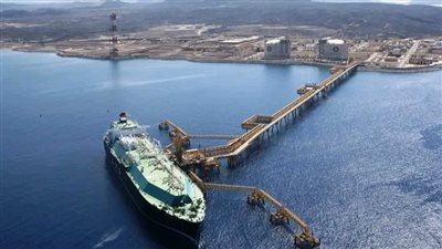 اليمن.. الحوثي ينفذ هجوم بالمسيرات على ميناء الضبة النفطي في حضرموت