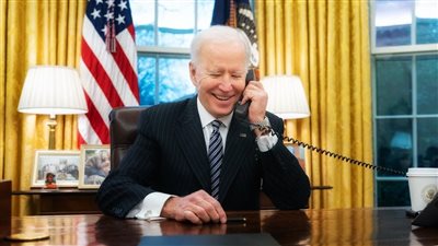 جو بايدن يدعم لاعبي أمريكا قبل مواجهة ويلز في كأس العالم 2022