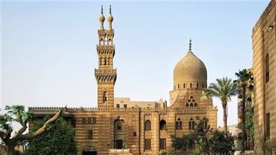 سر تصدر مسجد السيدة عائشة محركات البحث 