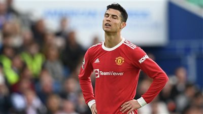  مانشستر يونايتد يُعلن فسخ عقد كريستيانو رونالدو رسميًا.. والنجم البرتغالي يرد