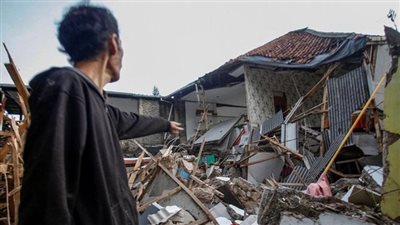 ارتفاع حصيلة ضحايا الزلزال في إندونيسيا (صور)