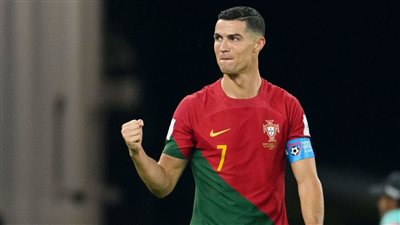 رونالدو التاريخي.. النجم البرتغالي يحتفل برقمه القياسي في كأس العالم