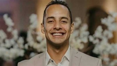  الممثل المصري عمرو وهبة: كلمة 