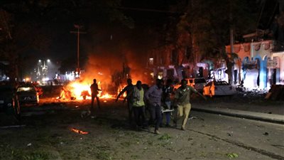 تفجير يهز العاصمة مقديشو.. ونجاة وزير البيئة الصومالي