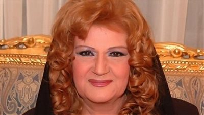  الفنانة المصرية ميمي جمال تكشف حقيقة الاعتزال وقصة الصورة المنتشرة