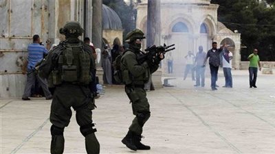 استشهاد فلسطيني وإصابة 22 بمواجهات جنوبي الضفة