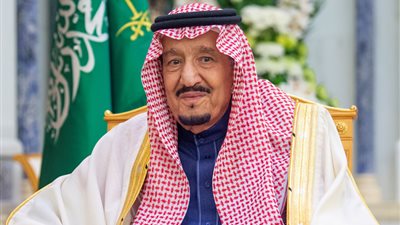 العاهل السعودي يبعث رسالة خطية لأمير الكويت