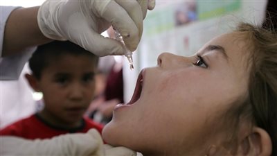 الصحة العالمية واليونيسيف تطلقان حملة تطعيم شلل الأطفال لـ 1.3 مليون يمنى