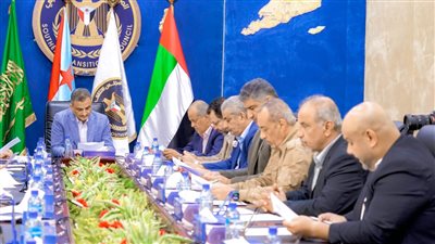 الانتقالي الجنوبي يُثمن المُشاركة الشعبية الواسعة احتفاءً بالذكرى الـ 55 لعيد الاستقلال (صور)