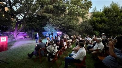 السفارة المصرية في بوينس أيرس تستضيف عرضًا مسرحيًا غنائيا لأصحاب الهمم