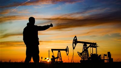 انخفاض أسعار النفط في الأسواق العالمية وخام برنت يسجل 83.01 دولار للبرميل