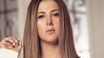  الفنانة المصرية دنيا سمير غانم تتصدر التريند بسبب مسرحية 