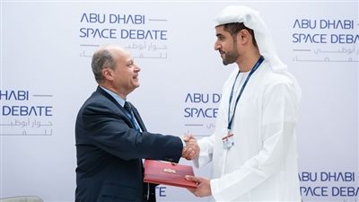 حوار أبوظبي يشهد إطلاق 