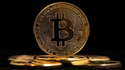 توقعات بهبوط العملة الرقمية الأشهر عالميًا 