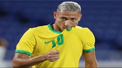 رونالدو يطلب من 