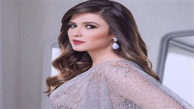 الفنانة المصرية 