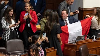 تصاعد كبير في الأزمة السياسية في بيرو.. ماذا حدث؟