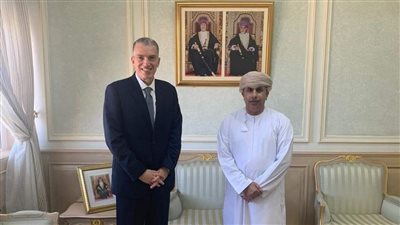 السفير المصري في مسقط يلتقي وزير الصحة بسلطنة عمان