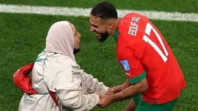 الحقيقة الكاملة حول وفاة والدة اللاعب المغربي سفيان بوفال