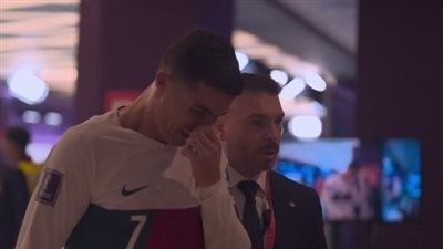 بكاء رونالدو ونيمار وسواريز.. شاهد الصورة الأكثر حزنًا وتأثيرًا في كأس العالم 