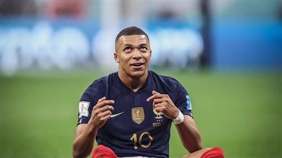 تحقيق حلم المونديال وغضب إنجليزي.. كيليان مبابي يُثير الجدل في كأس العالم 2022