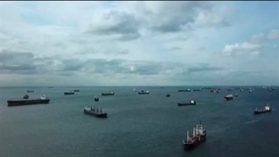 ضغوط دولية تُحدث انفراجة في أزمة ناقلات النفط بالبحر الأسود