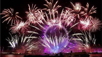 هل الاحتفال برأس السنة حلال أم حرام؟.. أهل العلم يجيبون