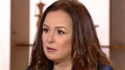  تصريحات الفنانة المصرية حنان شوقي حول تقبيل يد زوجها كل ليلة تثير على مواقع التواصل