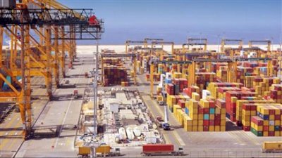 السعودية.. ارتفاع بأعداد الحاويات وزيادة 97 % في أحجام البضائع بالموانئ في نوفمبر
