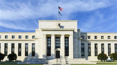 عقب قرار الفيدرالي الأمريكي.. 5 بنوك مركزية خليجية ترفع سعر الفائدة