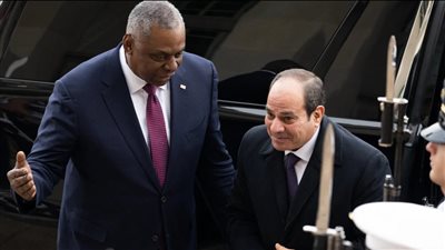 تهديدات إيران تتصدر مباحثات السيسي مع وزير الدفاع الأمريكي في واشنطن