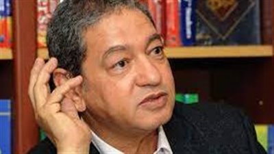 من هو الشاعر محمد المخزنجي الذي تصدر السوشيال ميديا؟ (معلومات لا تعرفها)