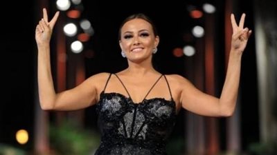 الفنانة المصرية بشرى تتصدر مواقع التواصل الاجتماعي.. ما القصة؟ (صورة)