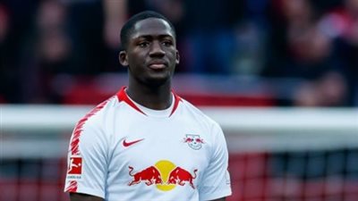  إبراهيما كوناتي مدافع ليفربول يتصدر مواقع التواصل الاجتماعي