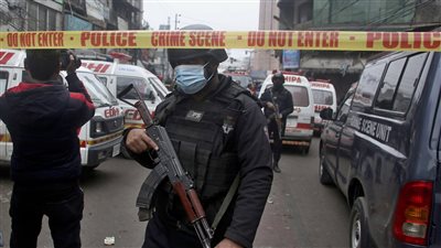 باكستان.. مقتل 3 أشخاص جراء هجوم انتحاري 