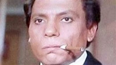 تصدر اسم الفنان المصري الزعيم عادل إمام مواقع التواصل الاجتماعي (الأسباب)