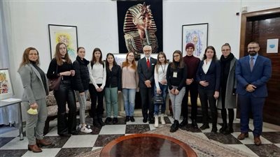 السفارة المصرية في رومانيا تنظم معرض فني لتعزيز التواصل بين البلدين