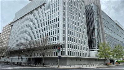بعد قرارات البنك المركزي.. البنك الدولي يقر تمويلا بقيمة 500 مليون دولار لمصر