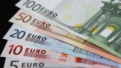 سعر اليورو في مصر اليوم الاحد 25_12_2022