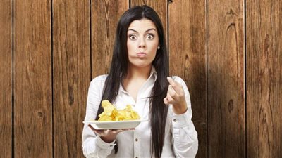 ما هي أسباب حب الشباب؟.. 4 خرافات لا تصدقها