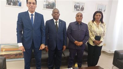 سفير مصر في مالابو يلتقي مع عدد من الوزراء لتعزيز العلاقات بين مصر وغينيا الاستوائية