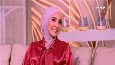  الفنانة المصرية هلا رشدي تتعرض لانتقادات عنيفة.. ما القصة؟ (فيديو)