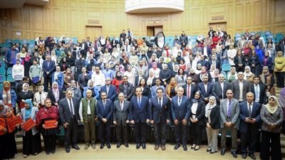 مصر.. تكريم الفرق الطبية المشاركة بحملة التطعيمات المحدودة ضد شلل الأطفال