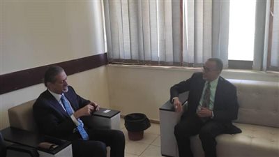 سفير مصر لدى الخرطوم يلتقي رئيس حزب المؤتمر السوداني
