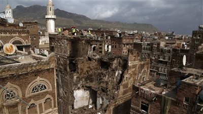 رغم الحرب.. القصة الكاملة لأول حالة زواج مثلي بين رجلين في اليمن