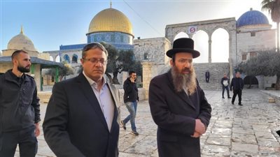 بسياسة الاقتحامات.. كيف أثارت الحكومة الإسرائيلية الجديدة حفيظة العرب؟